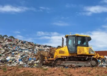 Tecnologia catarinense revoluciona gestão de aterros e promete cortar custos em até 70%