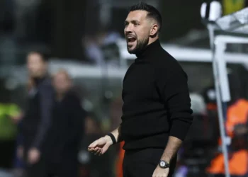 Farioli. “Não há nada para fazer gestão”