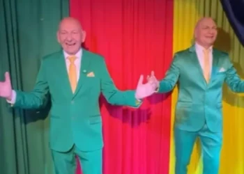 Estátua de Luciano Hang é inaugurada em Museu de Cera após ações durante enchentes