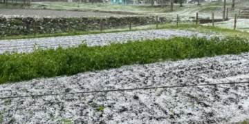 Granizo rompe onda de calor e marca início de semana de forte instabilidade em SC
