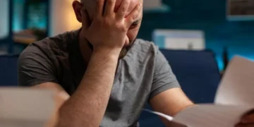 “Acham que isso aqui é o quê? Um churrasco?” diz deputado após votação na madrugada que aprovou R$ 40 bilhões em impostos