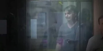 Após a prisão, defesa de Bolsonaro tenta conversão da pena para regime domiciliar por motivos humanitários