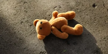 Pai é suspeito de estuprar filha de 3 anos durante formatura escolar em Camboriú