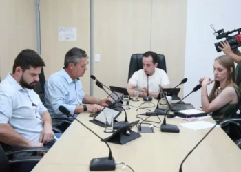 Treze propostas avançam após análise das Comissões de Educação, Transportes e Turismo da Câmara de Blumenau