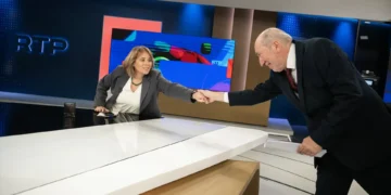 “Apelo desesperado”. Catarina Martins e António Filipe não desistem para Seguro