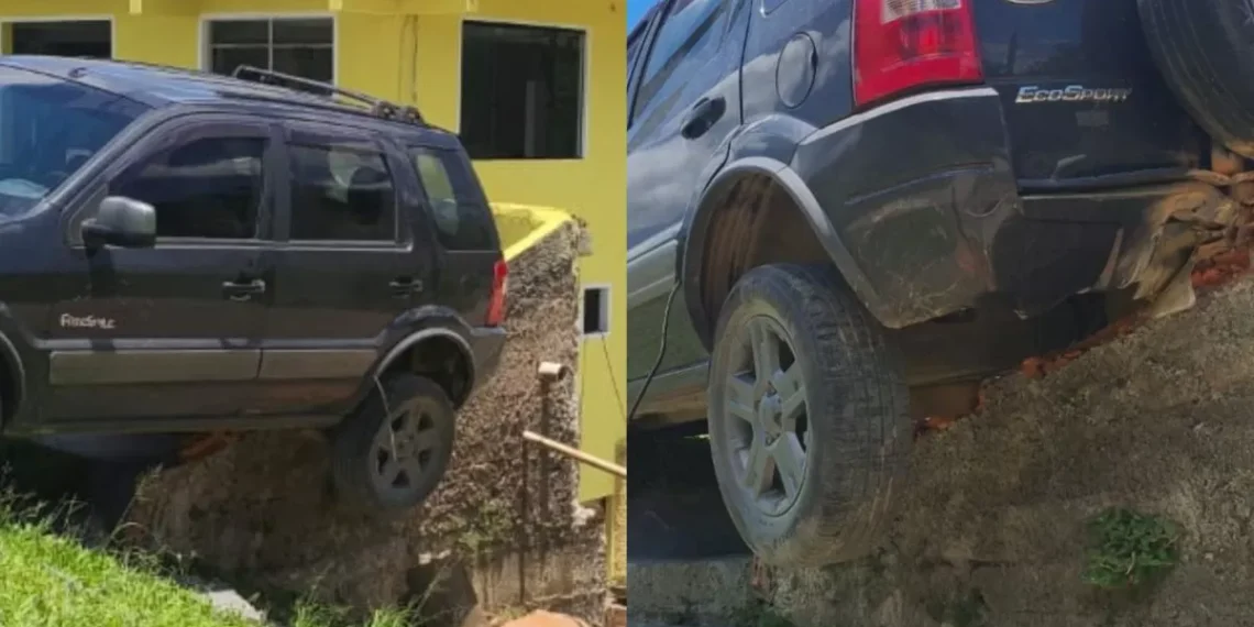 Carro fica pendurado após colisão e acidente causa lentidão na BR-470, em Indaial