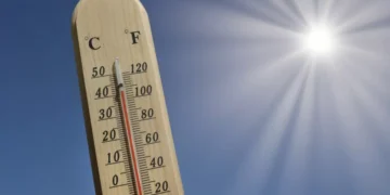 Verão inicia com calorão e temperaturas acima dos 30 °C em Santa Catarina