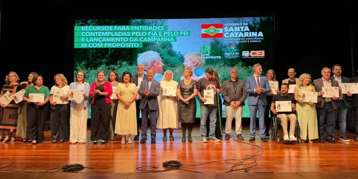 Timbó é contemplada com R$ 428 mil do Governo do Estado para o projeto “Lugar de Idoso é no Palco”