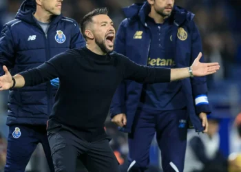 Farioli. “Sofrer um golo daquela forma, magoa-me”