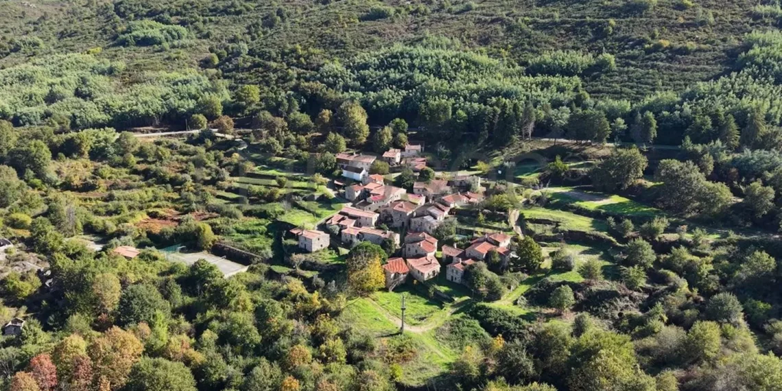 Aldeia histórica de Viseu foi vendida em leilão por 2,35 milhões de euros