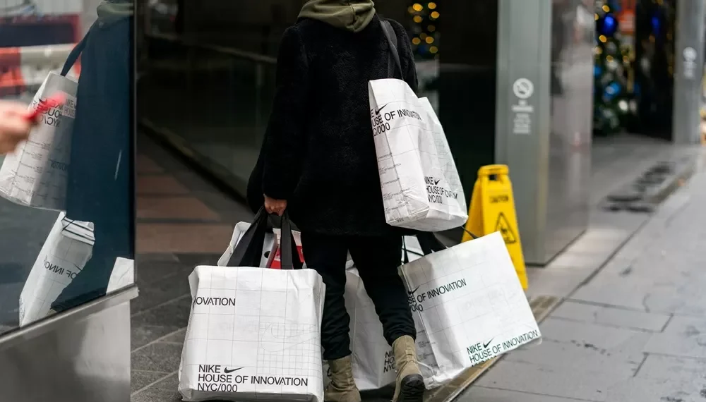 PIB dos EUA cresce 4,3% no 3º trimestre, superando expectativas do mercado