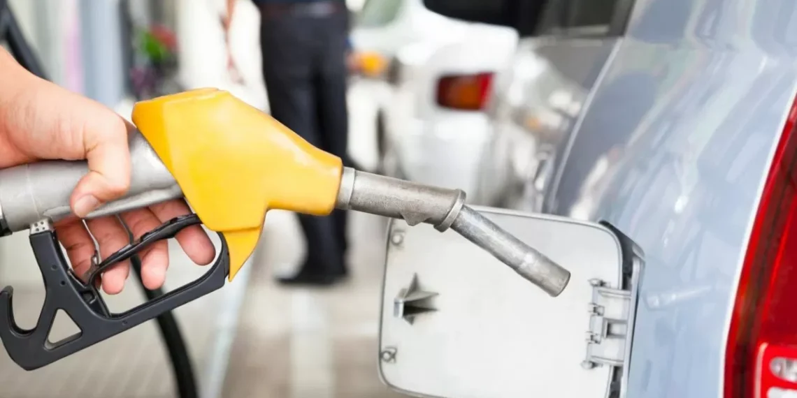 Gasolina atinge maior preço em nove meses em SC, mesmo com anúncio de corte da Petrobras