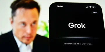 França e Índia denunciam Grok de Elon Musk por gerar conteúdo sexual no X