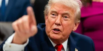 “Tarifa Groenlândia”: qual pode ser impacto para Europa se Trump implementar medida?