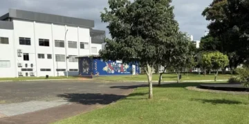 Homem pratica ato obsceno em praça de Timbó e gera revolta