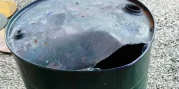 Homem de 63 anos sofre queimaduras após explosão de tambor de acetona vazio em Pomerode