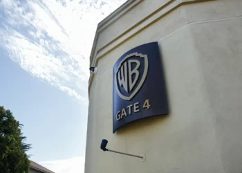 Mais um filme: Paramount processa Warner Bros em braço de ferro com a Netflix