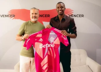 Andrew deixa Gil Vicente e reforça Flamengo