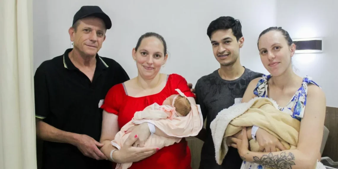 Coincidência emocionante em Blumenau: irmãs dão à luz no mesmo dia e no mesmo hospital onde nasceram