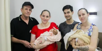 Coincidência emocionante em Blumenau: irmãs dão à luz no mesmo dia e no mesmo hospital onde nasceram