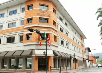 Após recesso, Câmara de Blumenau volta ao funcionamento normal e marca primeira sessão do ano