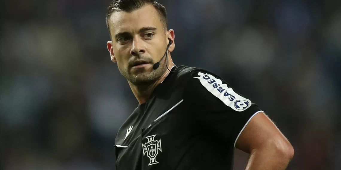 Nota 3 para David Silva. “Pode e deve fazer mais”