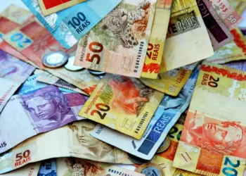 Arrecadação federal cresce 3,65% em 2025 e marca recorde histórico