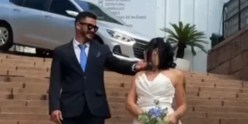 Ensaio de casamento em Blumenau é interrompido após carro descer escadaria durante fotos