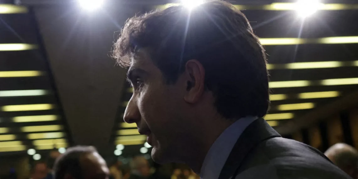 Galípolo: País deve debater por que é preciso de juros tão altos para perseguir meta