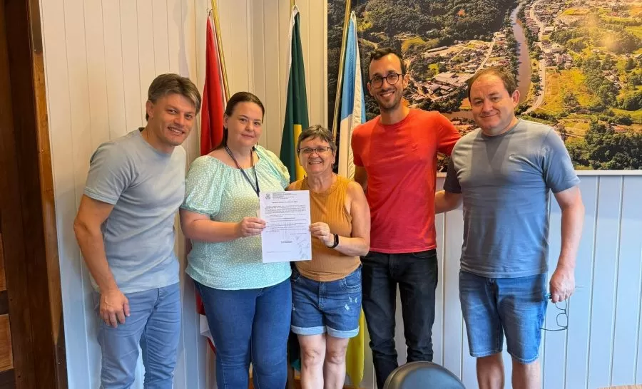 Prefeitura de Benedito Novo assina ordem de serviço para dar início às obras do CEI Primeiros Passos