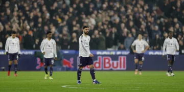 Pente zero? Pente nada. Manchester United empata e ainda não é desta que Frank corta o cabelo