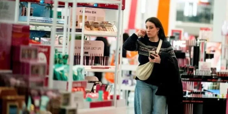 Vendas no varejo dos EUA ficam estáveis em dezembro