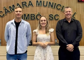 Câmara de Vereadores de Timbó elege nova Mesa Diretora por unanimidade em sessão extraordinária