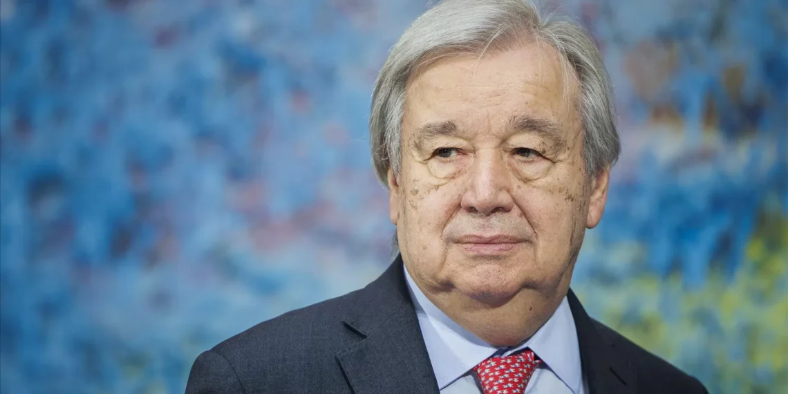 Guterres apela ao cessar-fogo imediato entre Paquistão e Afeganistão