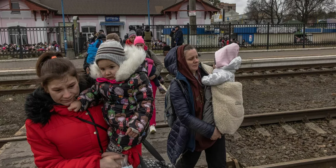 Cinco mil mulheres e raparigas mortas desde 2022. Cortes de verbas internacionais travam ajudas