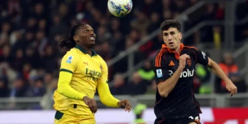 Milan tropeça no Como