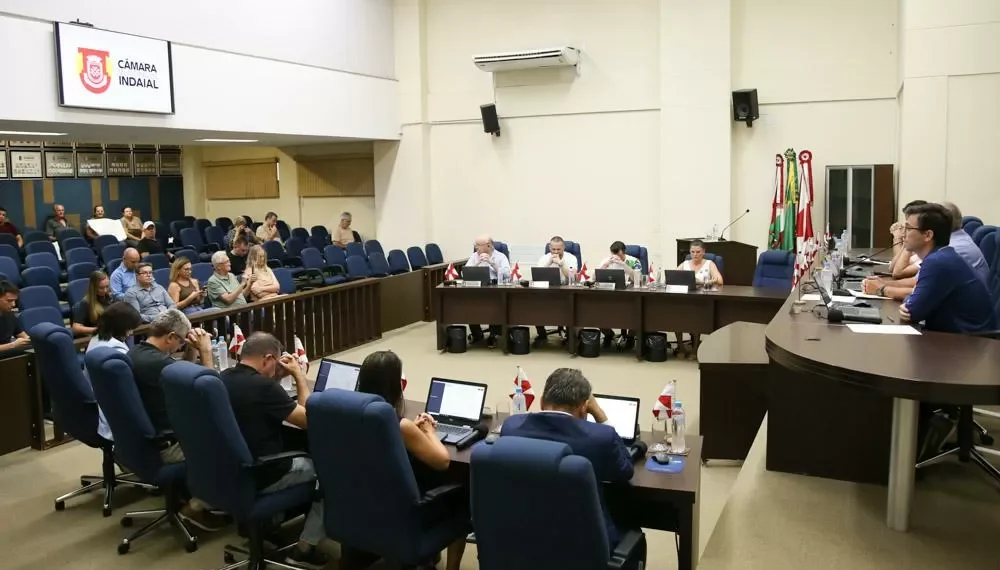 Câmara de Indaial realiza primeira sessão de 2026 com análise de projetos