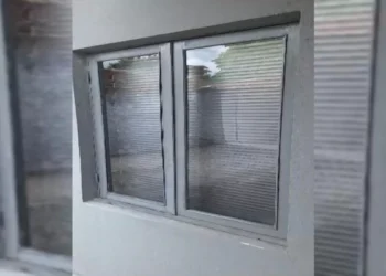 Idosa tem residência arrombada e fiação elétrica furtada em Timbó