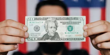 Dólar fraco é ‘efeito Trump’ e abre oportunidade para emergentes, diz Rio Bravo