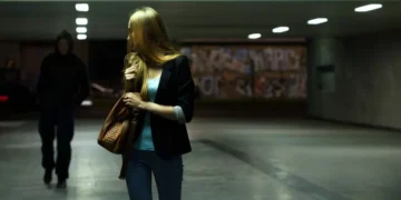 Após perseguirem, intimidarem e roubarem mulher, suspeitos são presos com celular da vítima em Pomerode