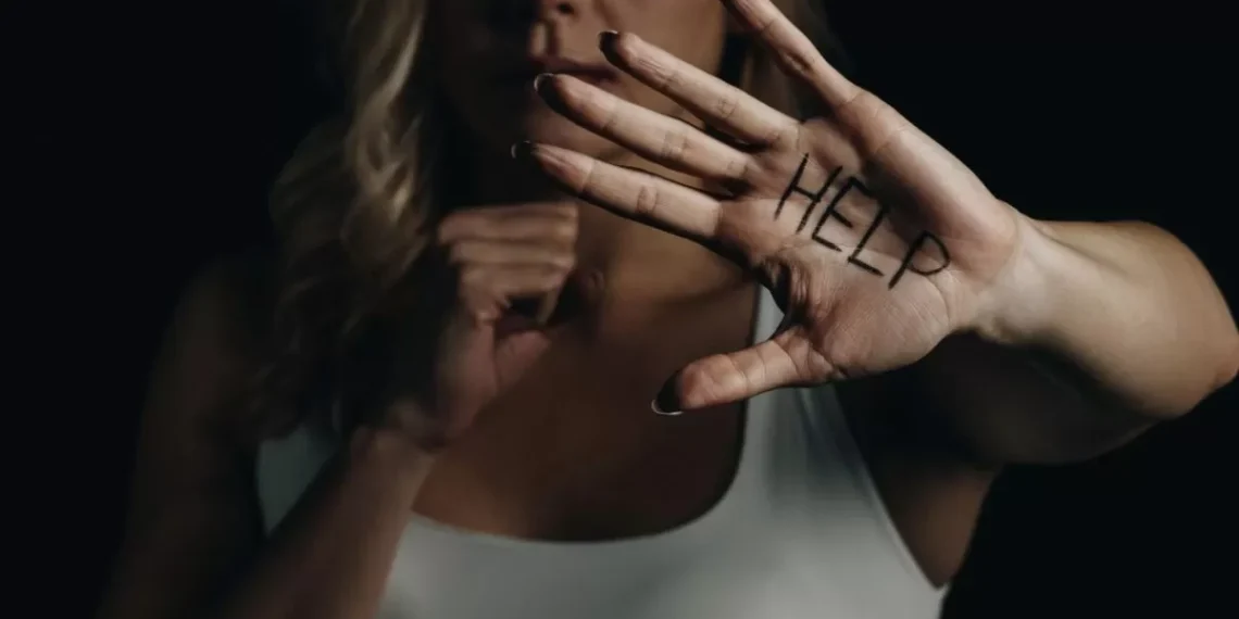 Medidas protetivas crescem mais de 60% em SC e reforçam alerta sobre violência contra a mulher