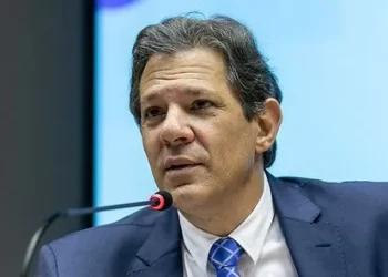‘Reação ao meu nome foi muito pior’, diz Haddad ao defender Guilherme Mello no BC