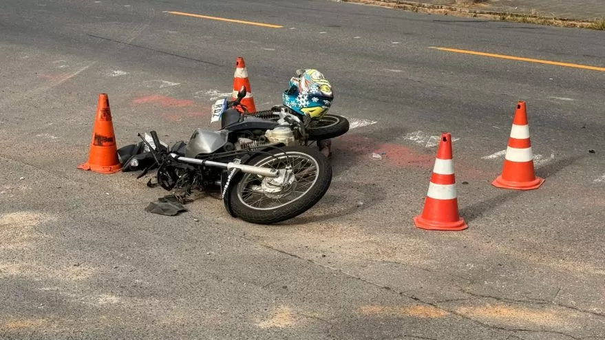 Arcanjo atende acidente grave entre moto e caminhão em Timbó