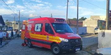 Criança de 6 anos fica ferida após ser atropelada por motocicleta em Gaspar