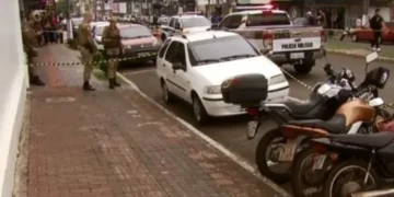 Mulher acusada de participar de tentativa de homicídio contra atual do ex após ritual frustrado para reatar casamento vai a júri em SC