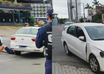 Homem é preso após tentar atropelar pessoas e colidir contra viatura da PM em Blumenau