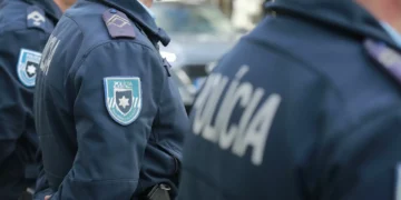 Inspeção-geral investiga quem assistiu a vídeos partilhados de violência policial